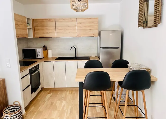 Apartment T2 Grand Standing Neuf - Centre Et Plages - 4 Personnes - Parking Prive *