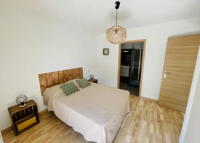 Apartment T2 Grand Standing Neuf - Centre Et Plages - 4 Personnes - Parking Prive *