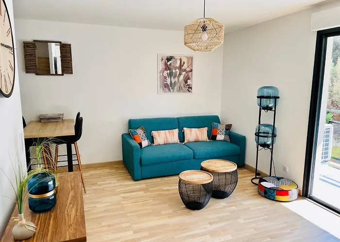 T2 Grand Standing Neuf - Centre Et Plages - 4 Personnes - Parking Prive * Ajaccio (Corsica)